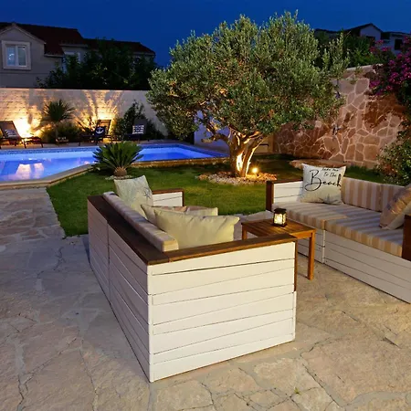 Sania Villa *